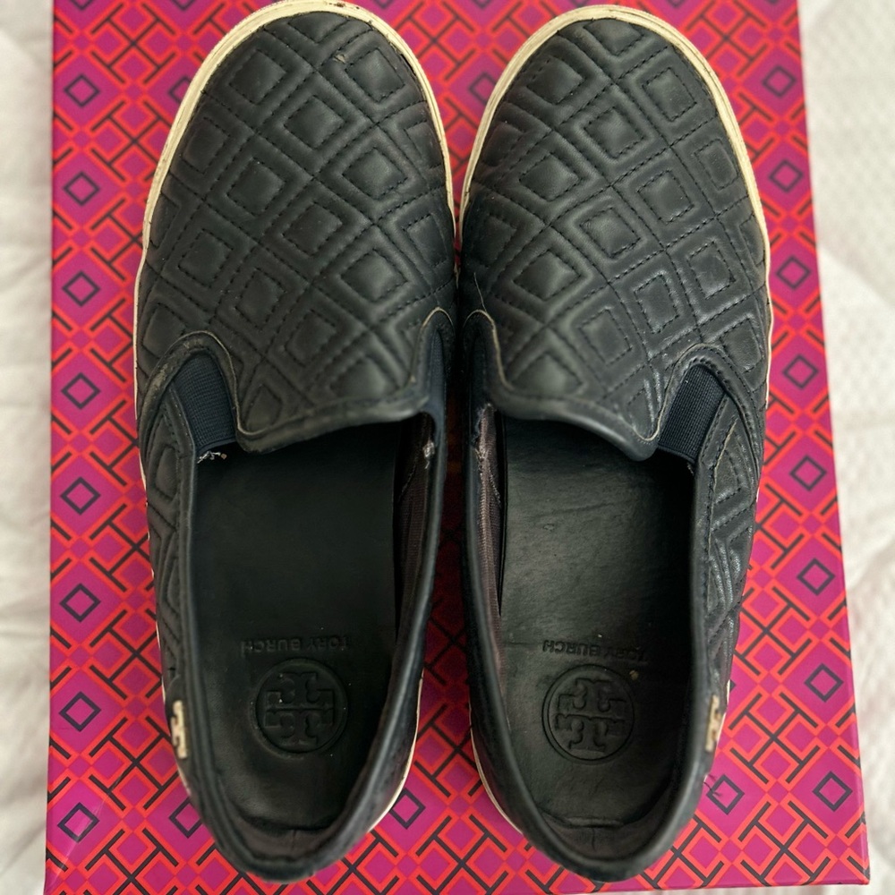 Tory Burch Navy Quilted Loafers